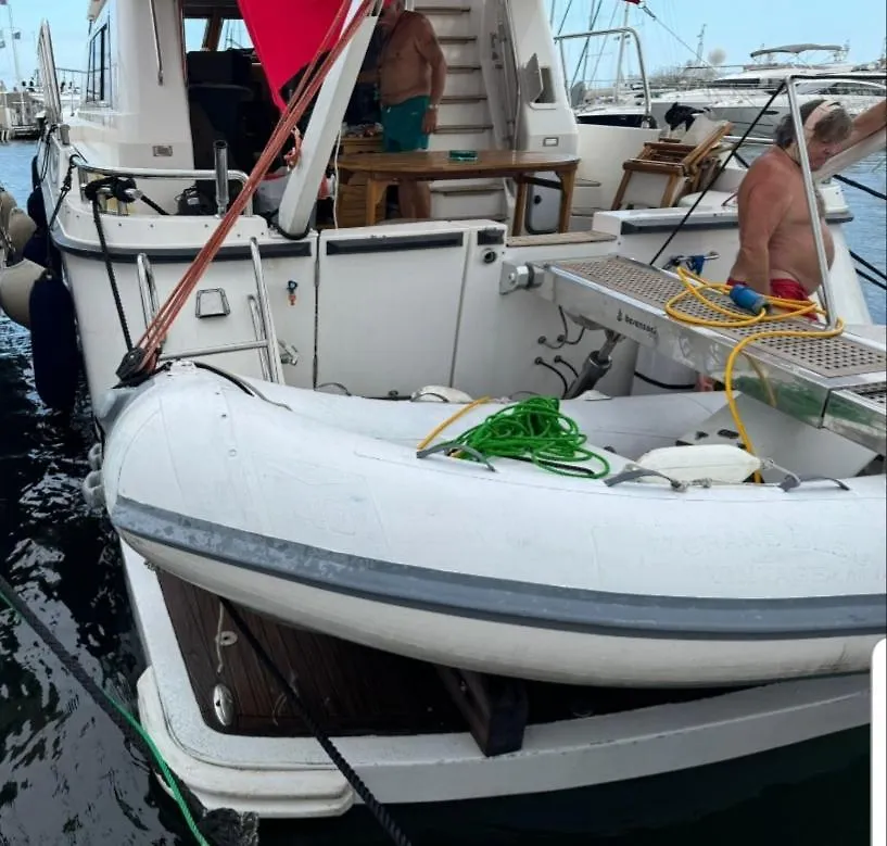 Golfe-Juan Yacht Hotel Cannes Botel